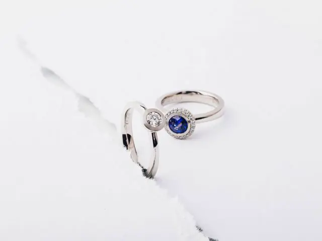 Ring in Platin mit Brillanten